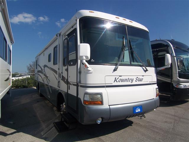 Used 2001 Newmar Kountry Star DP3669 Class A - Diesel For Sale